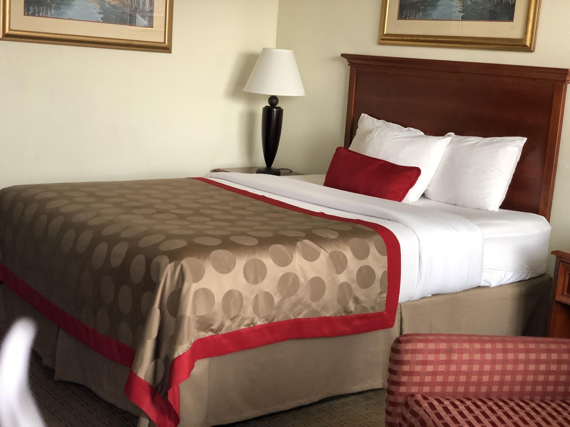 Ramada By Wyndham New Iberia Hotell Eksteriør bilde