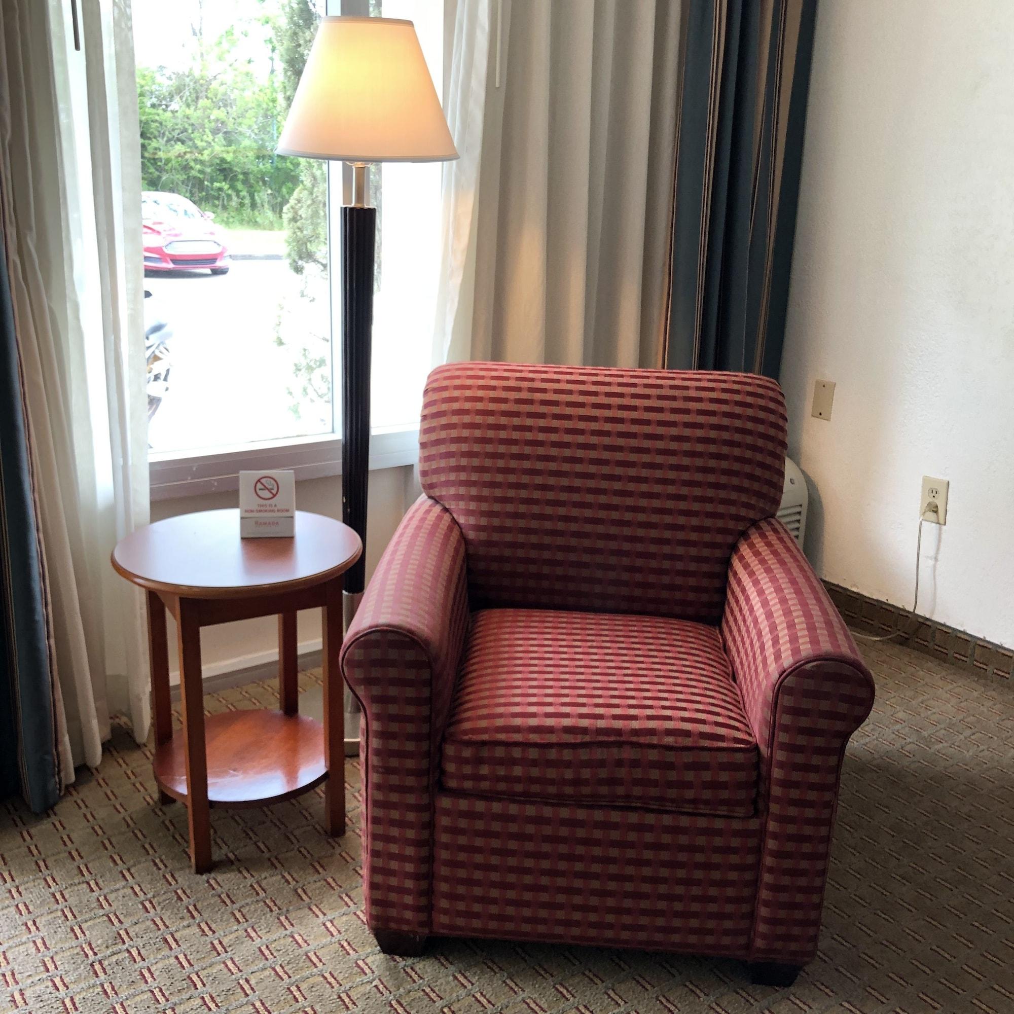 Ramada By Wyndham New Iberia Hotell Eksteriør bilde